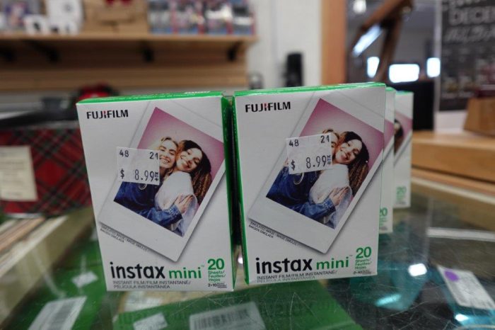 20 pk Fujifilm Instax Polaroid Mini Twin Films - Image 3