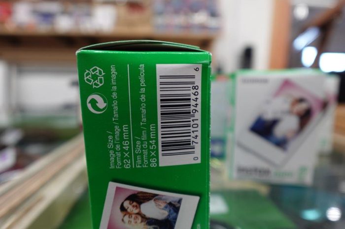 20 pk Fujifilm Instax Polaroid Mini Twin Films - Image 4