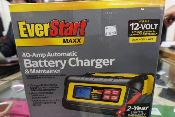 EverStart Maxx 15 Amp Car Battery Charger and Maintainer - Image 3