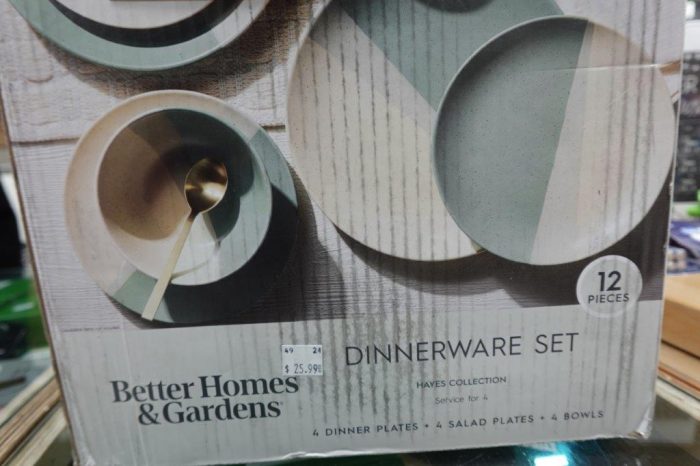 BH&G Sage Hayes Stoneware 12 Piece Dinnerware Set - Image 5