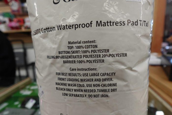 Twin / Twin XL BH&G Cotton Mattress Pad 250 Thread Count - Image 4