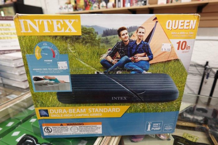 Queen Size 10" Intex Dura-Beam Airbed Mattress - Image 3