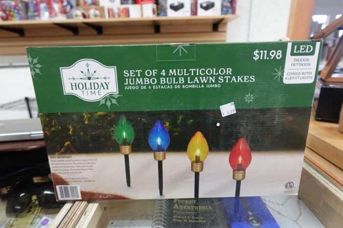 4 Ct Jumbo Multicolor Christmas LED Light Yard Stakes - Image 4