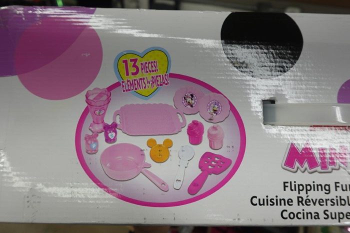 Kid's Disney Minnie Mouse Toy Kitchen Set - Image 5