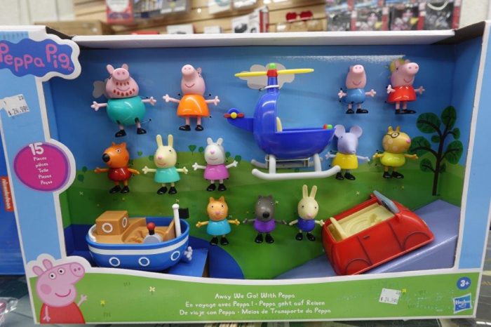 Kid's Peppa Pig Away We Go! Toy Set - Image 3