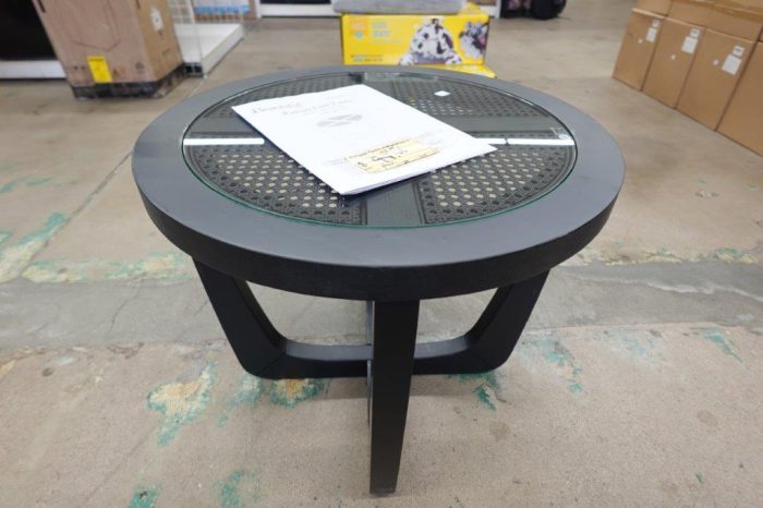 Beautiful Round Glass End Table in Black - Image 3