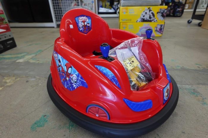 Kid's Marvel Spider Man Small Bumper Car Ride On - Image 2