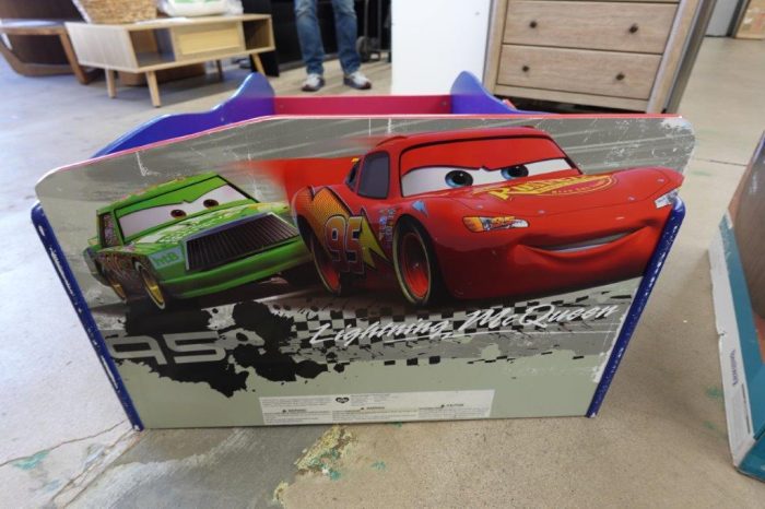 Toddler's Disney / Pixar Cars Wooden Bed Frame - Image 5