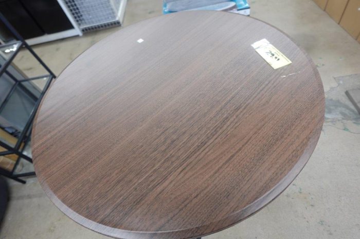 31" Round Mainstays High Top Folding Table - Image 3