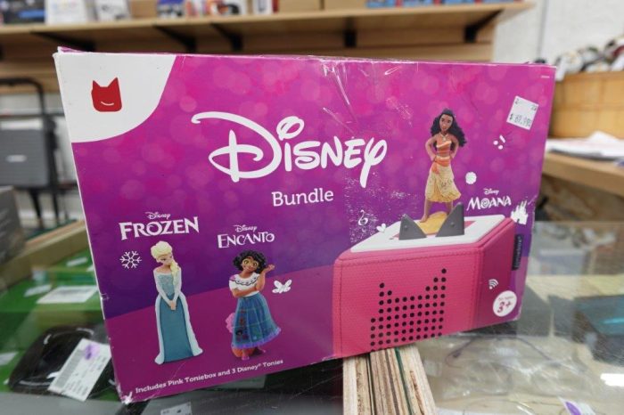 Disney Tonies Box Audio Player Bundle with Elsa, Moana, and Mirabel - Image 2