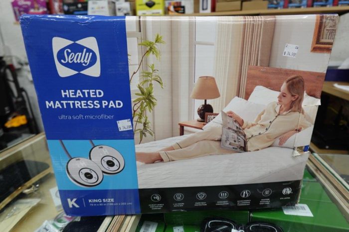 Sealy Electric Heated Mattress Pad with 10 Heating Levels - Image 3