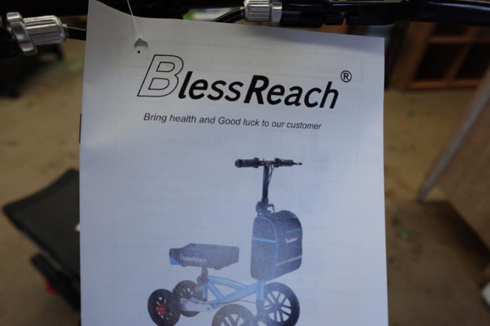 BlessReach Foldable Knee Scooter Walker - Image 10