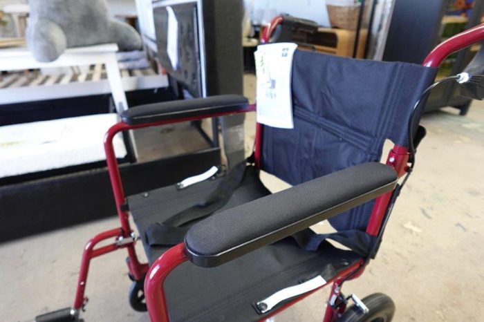 Medline Lightweight Foldable Wheelchair with Handbrakes - Image 9