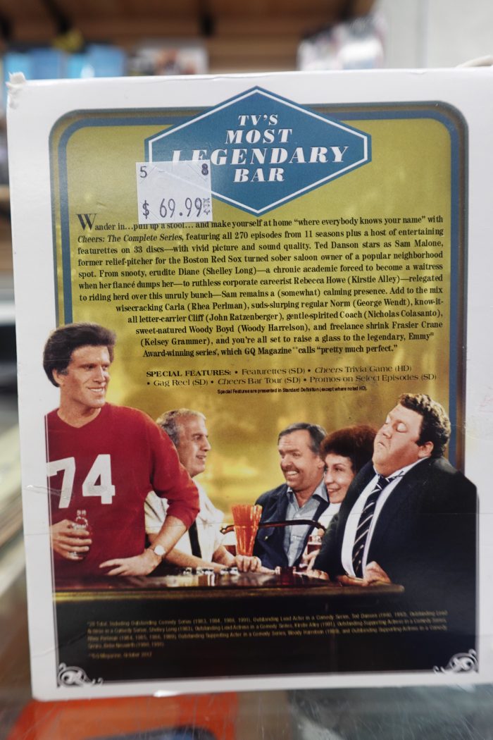 Cheers The Complete Series Set on Blu-ray DVD - Image 4