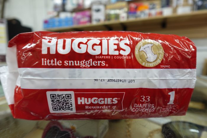 Size 1 Huggies Little Snugglers Baby Diapers 33 Count - Image 5