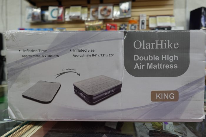 King Size OlarHike Double High Air Mattress With Built-In Pump - Image 5
