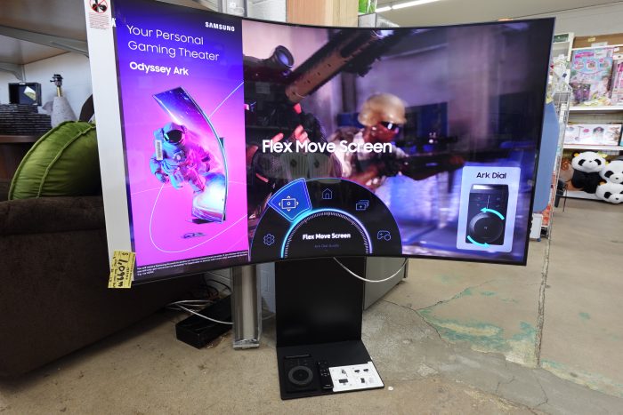 BRAND NEW 55" SAMSUNG Odyssey Ark 2nd Gen Curved Gaming Monitor - Image 10