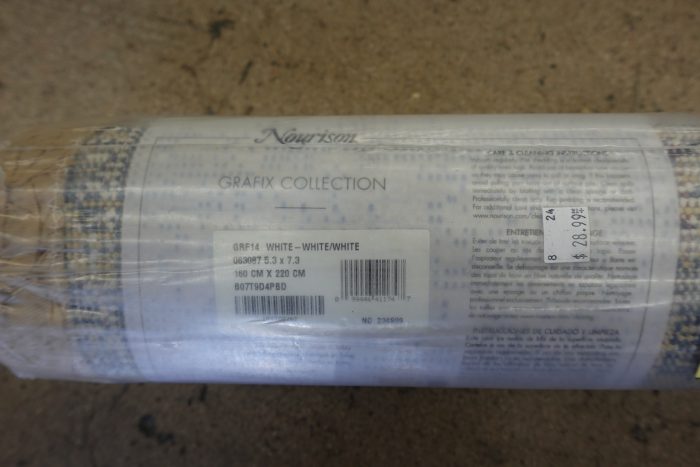 5'3'' x 7'3'' Nourison Grafix Persian White Traditional Area Rug - Image 9