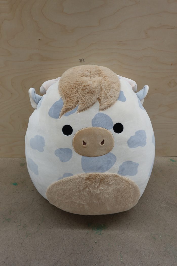 24" Borsa the Spotted Highland Cow Squishmallow Jumbo Plush - Image 2