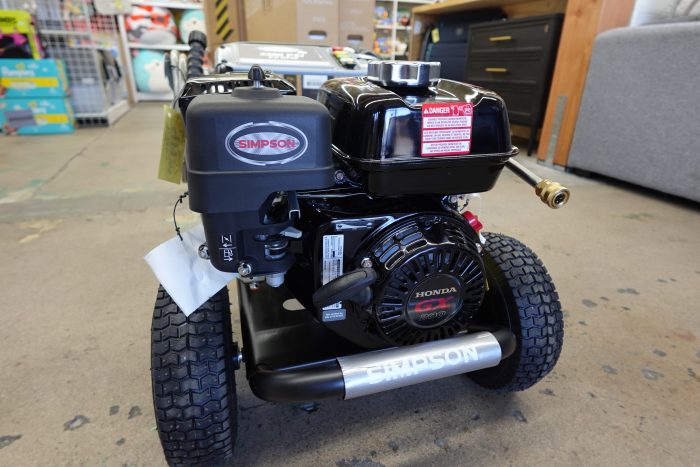 SIMPSON PS3228 PowerShot 3300 PSI Gas Pressure Washer - Image 3