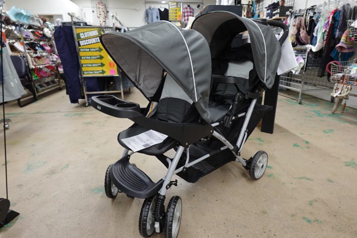 Graco DuoGlider Double Baby Stroller with Tandem Seating - Image 3