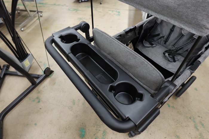 Kid's 4 Seater Jeep Wrangler Deluxe Stroller Wagon - Image 6