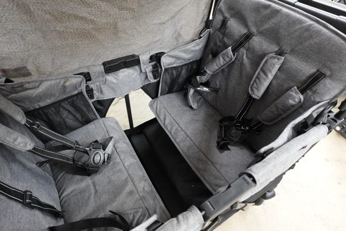 Kid's 4 Seater Jeep Wrangler Deluxe Stroller Wagon - Image 10