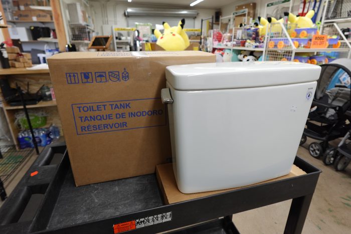 TOTO Drake 1.28 GPF Toilet Tank with WASHLET + Auto Flush Compatibility - Image 2