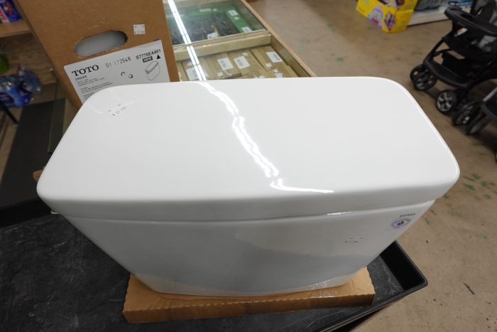 TOTO Drake 1.28 GPF Toilet Tank with WASHLET + Auto Flush Compatibility - Image 4