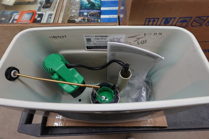 TOTO Drake 1.6 GPF ST776SA #01 Toilet Tank - Image 6