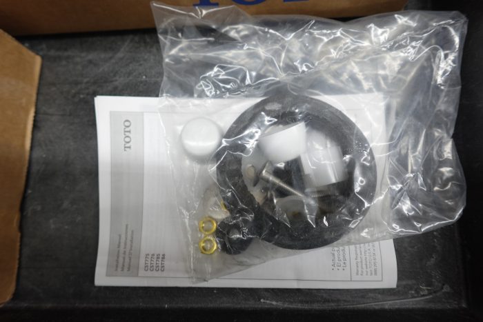TOTO Drake 1.6 GPF ST776SA #01 Toilet Tank - Image 7