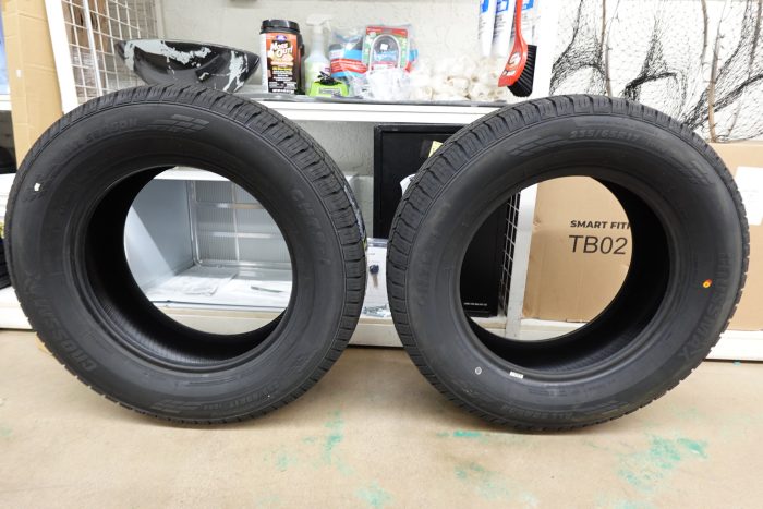 235 / 65R17 108V Crossmax CHTS-1 Highway XL SUV / CUV Crossover Tire - Image 2