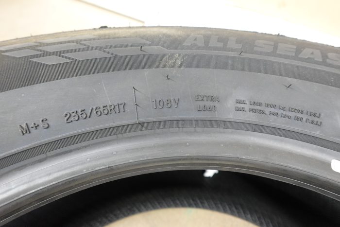 235 / 65R17 108V Crossmax CHTS-1 Highway XL SUV / CUV Crossover Tire - Image 5