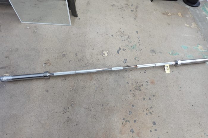 7' CAP Barbell Olympic Chrome Weight Bar - Image 2