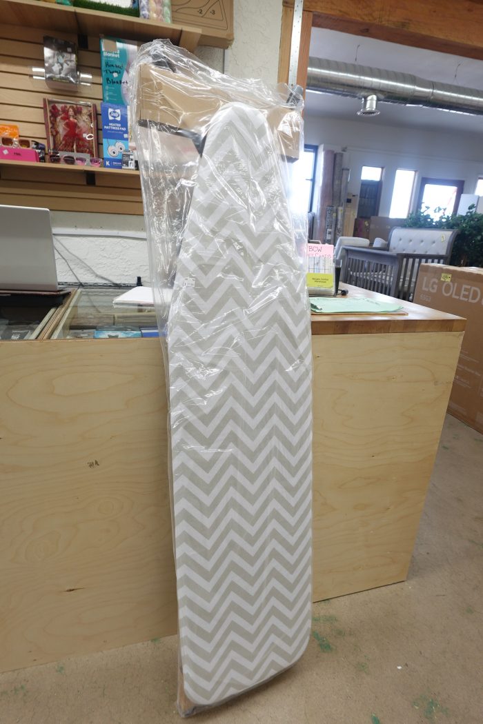 Full Size Amazon Basics Folding Ironing Board with Removable Cover - Image 2