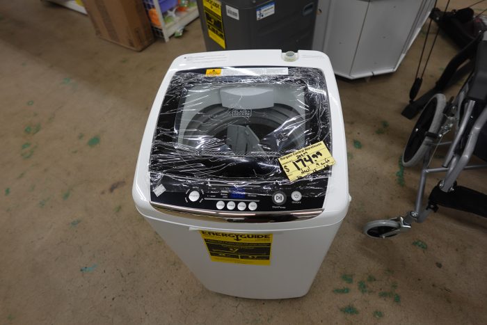 .9 Cu Ft BLACK+DECKER Portable Washing Machine with Adapter and Drain Hose - Image 3