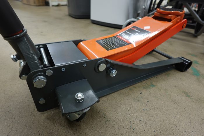 Nilight 3 Ton Hydraulic Car Floor Jack with 2.95"-19.88" Lifting Range - Image 6