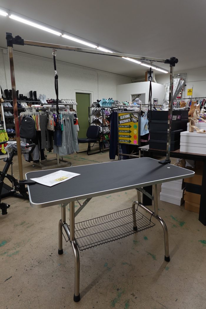 46" Lyromix Large Dog / Cat Folding Grooming Table 330lb Capacity - Image 3