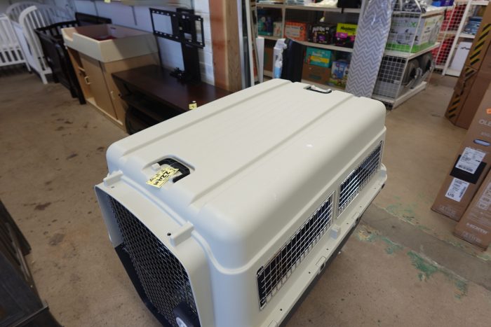 XXXL SportPet Designs Rolling Travel Kennel / Crate for Large Dogs - Image 4