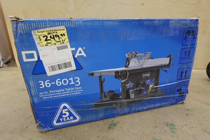 10" Delta Portable Steel Table Saw with 15 Amp Motor - Image 2