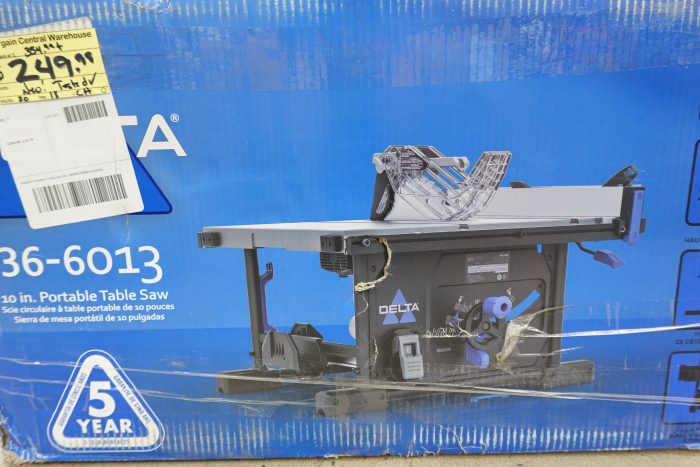 10" Delta Portable Steel Table Saw with 15 Amp Motor - Image 3