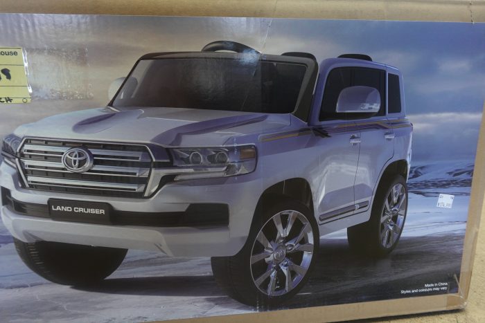 Kids Toyota Land Cruiser Battery Powered Ride-On Toy Truck - Image 5