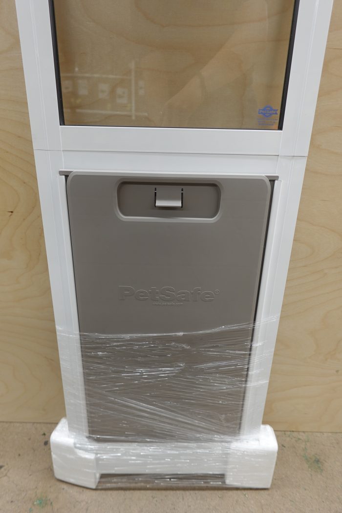 Large PetSafe Adjustable Height 91 7/16" to 96" Doggy Door for Sliding Glass Door - Image 4