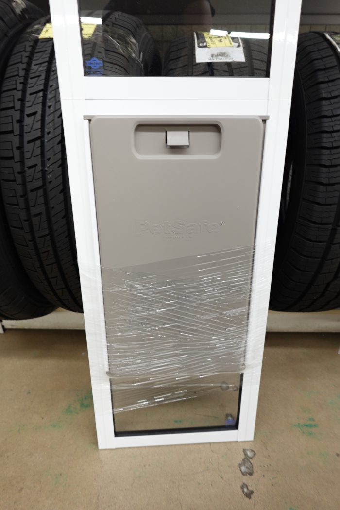Large Tall PetSafe 91 7/16" to 96" Doggy Door for Sliding Glass Door - Image 6