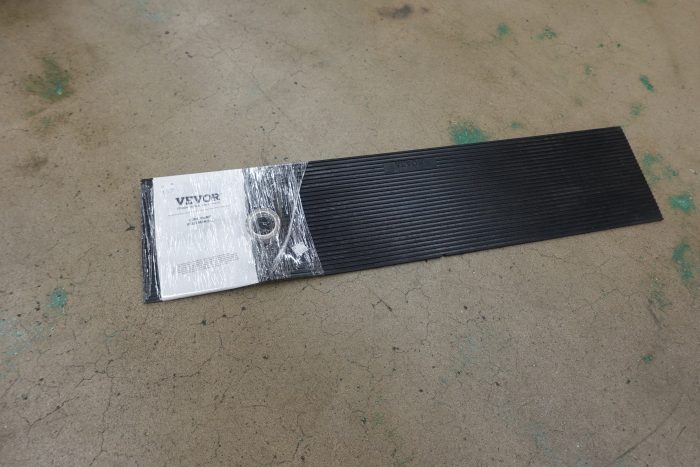 KFFKFF 1.2" Elevated Adjustable Anti-Skid Organic Rubber Ramp - Image 2
