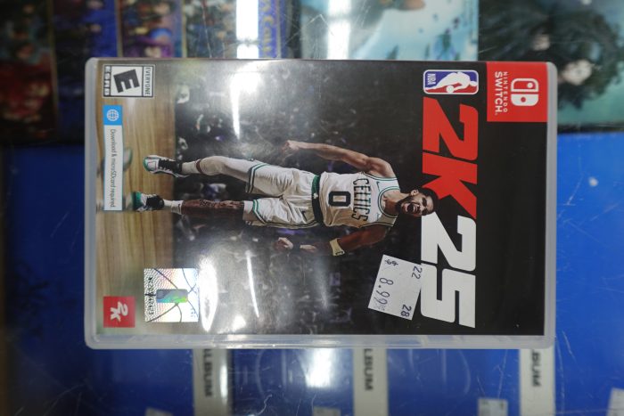 NBA 2K25 Video Game for Nintendo Switch - Image 2