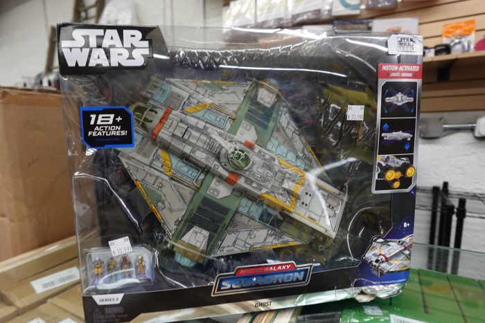 15" Star Wars Micro Galaxy Ghost Vehicle with Mini Action Figures - Image 2