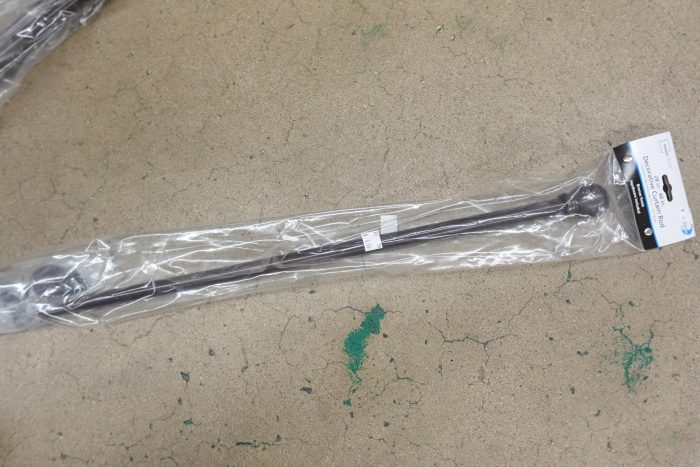 28" - 48" Mainstays Decorative Bronze Ball Single Curtain Rod - Image 3