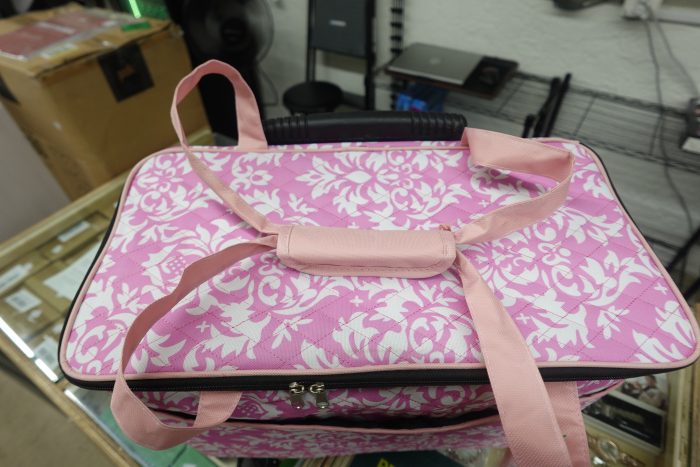 Lakeside Collection Rolling Sewing Machine Pink Damask Tote - Image 7