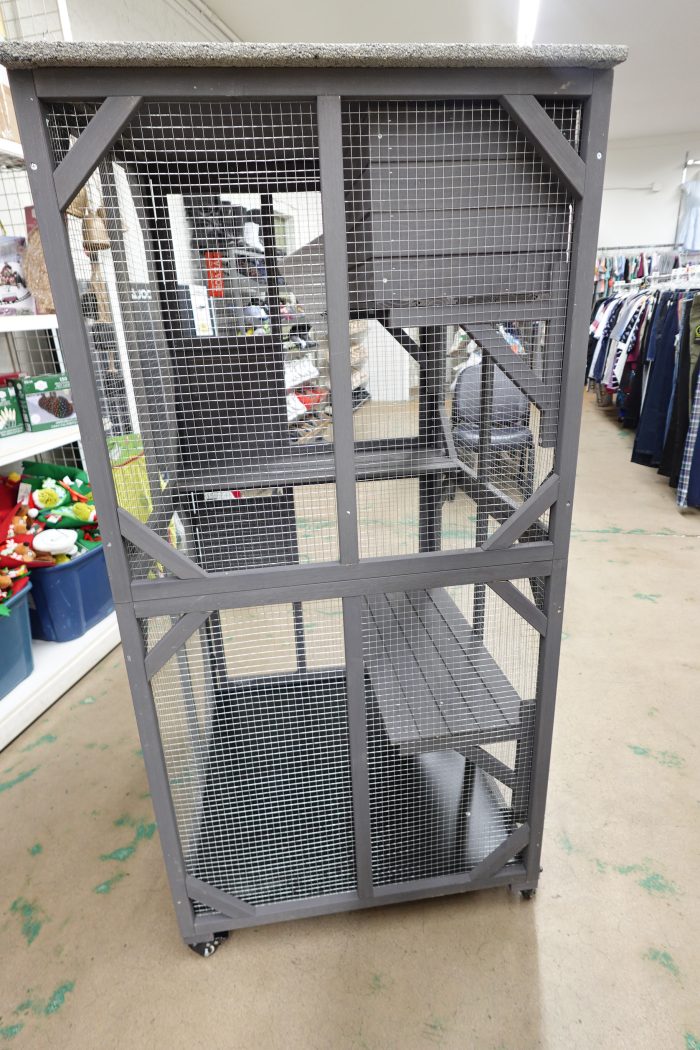 3-Tier VEVOR Outdoor Cat Playpen / Catio with Wheels, Windows and Doors - Image 5